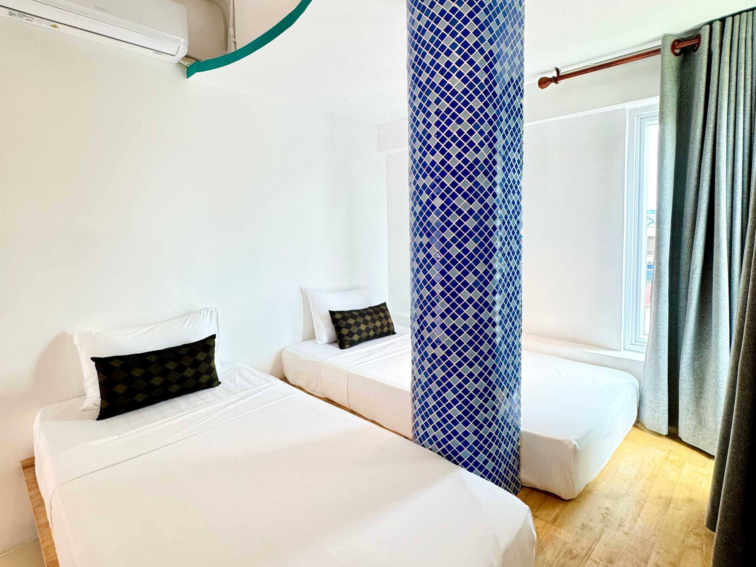 Deluxe Twin Room with Pool View